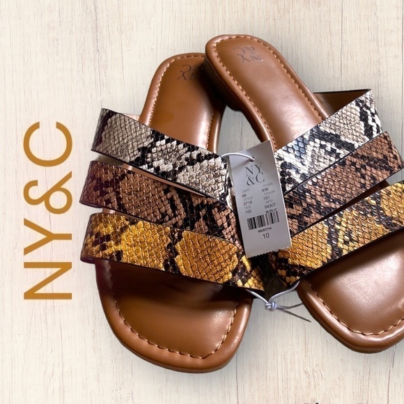 🐍 𝅺NYC New York and Company Faux Snakeskin Slide Sandals Tan Size 10 NWT - Picture 1 of 10